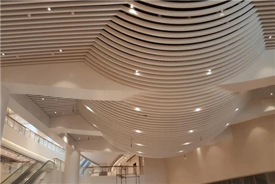 Ál Gataðar Strip Ceiling Panel 3.0mm Solid Panels